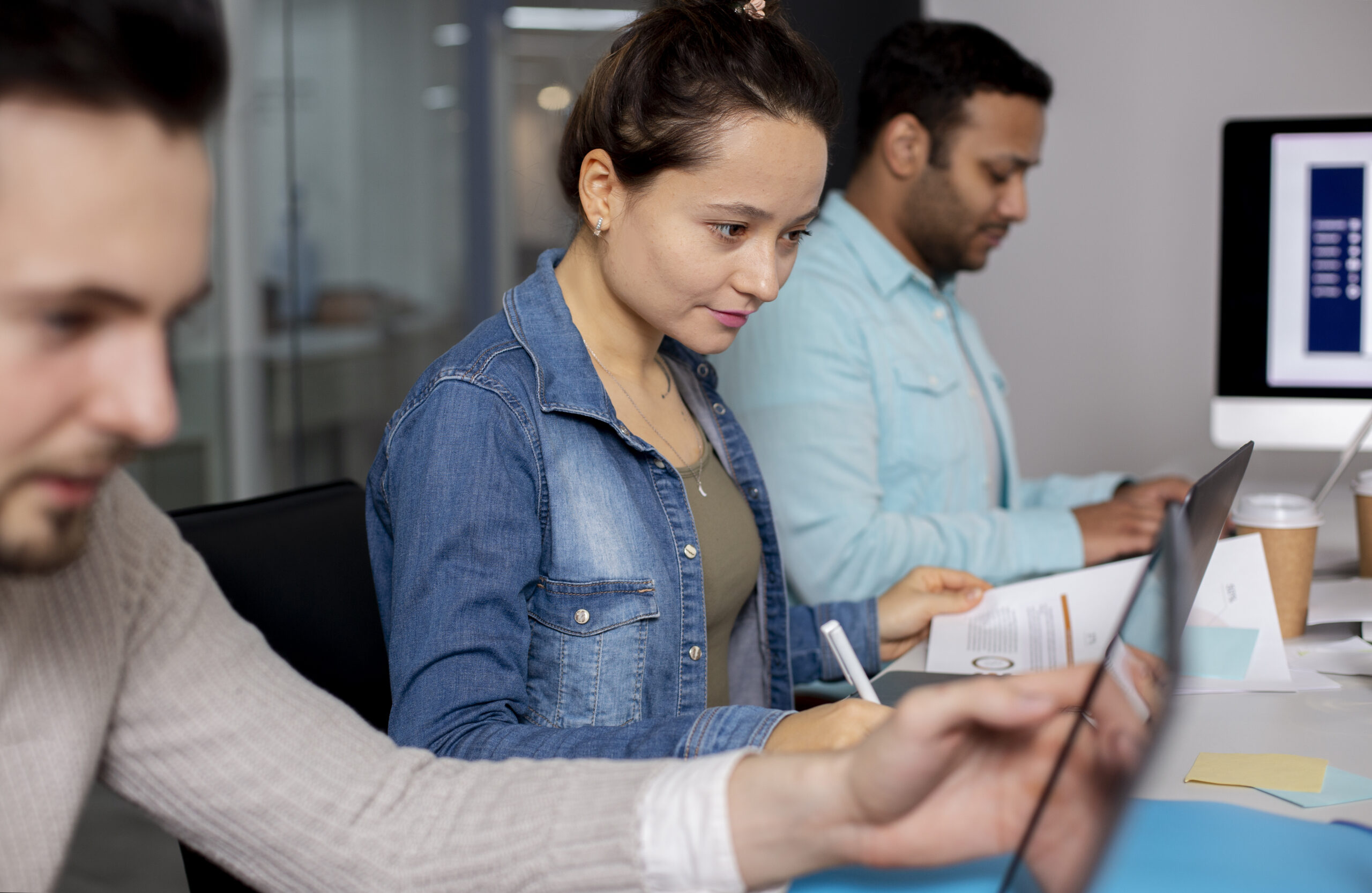 modern-equipped-computer-lab